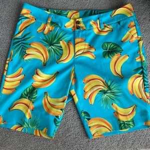 Loudmouth Golf: Women’s StretchTech Shorts - Bananas